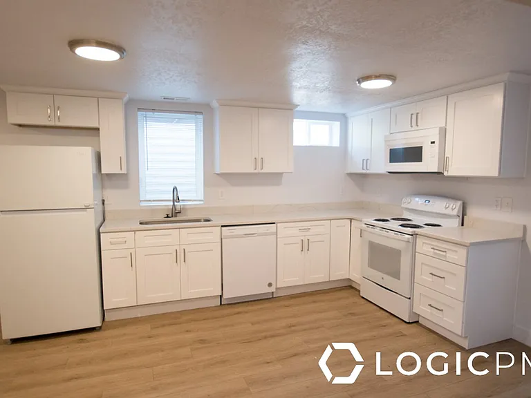 171 E 3000 S #BASEMENT — Photo 3
