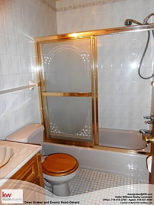 Sold by Keller Williams Realty Landmark | media 12