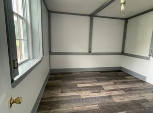 21 Anthony St #G, Jewett City, CT 06351