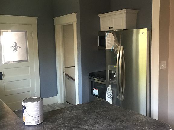 All new stainless appliances