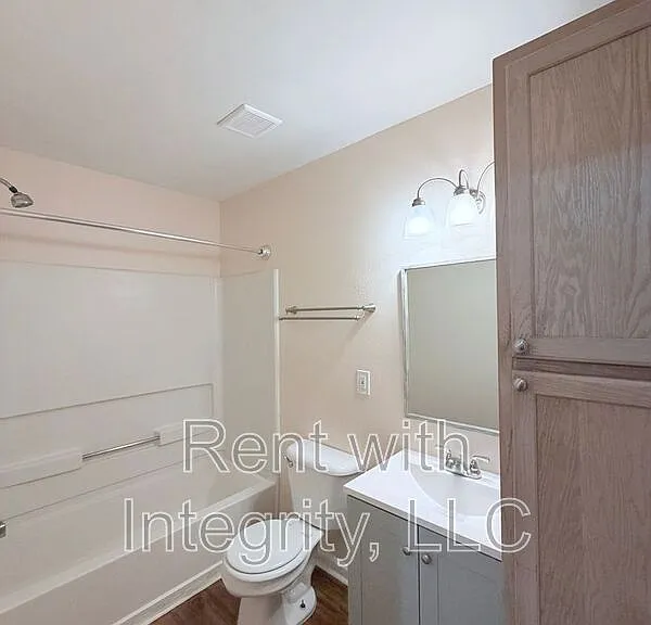 1352 Ocala Rd #B — Photo 12