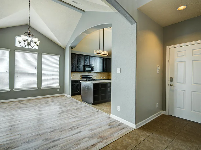 122 Bright Brook Ln — Photo 3
