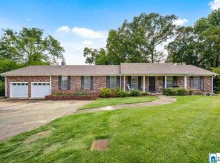 205 Mountain Dr, Trussville, AL 35173