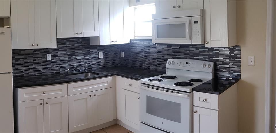 1st image of 190 Fisherman St APT 184