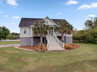 4258 Jacobs Point Ct, Ravenel, SC 29470