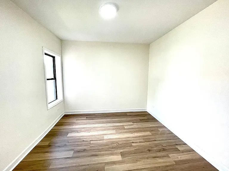 5623 S Prairie Ave #3S — Photo 10