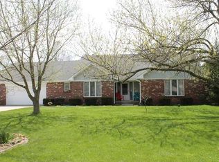 3309 W Sunset Dr S, Greenfield, IN