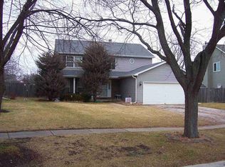 433 Millwood Dr, Bartlett, IL 60103