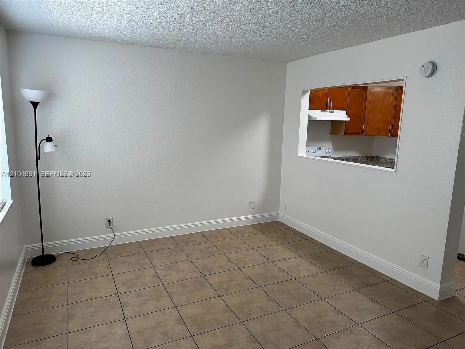 Ocean Drive Estates Condo — Photo 1