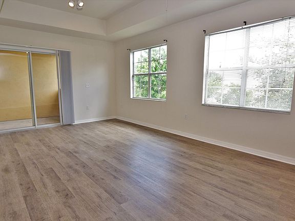 2nd image of 1125 Villagio Cir Unit 206