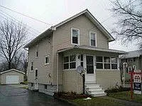 136 W Monroe St photo 1