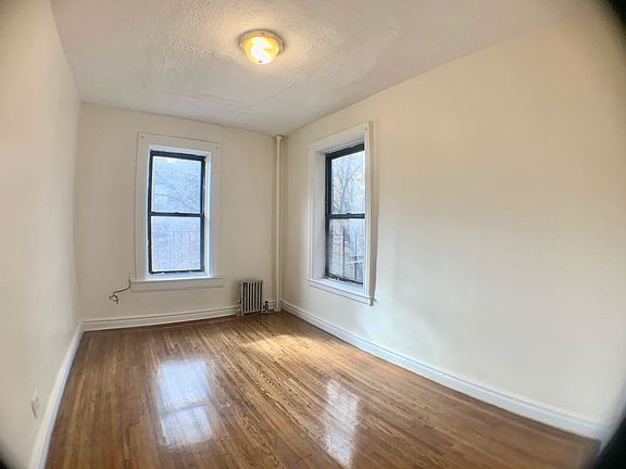 4th image of 531 W 211th St #32A