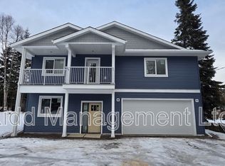 3850 Glendale Dr, Prince George, BC V2K2V5