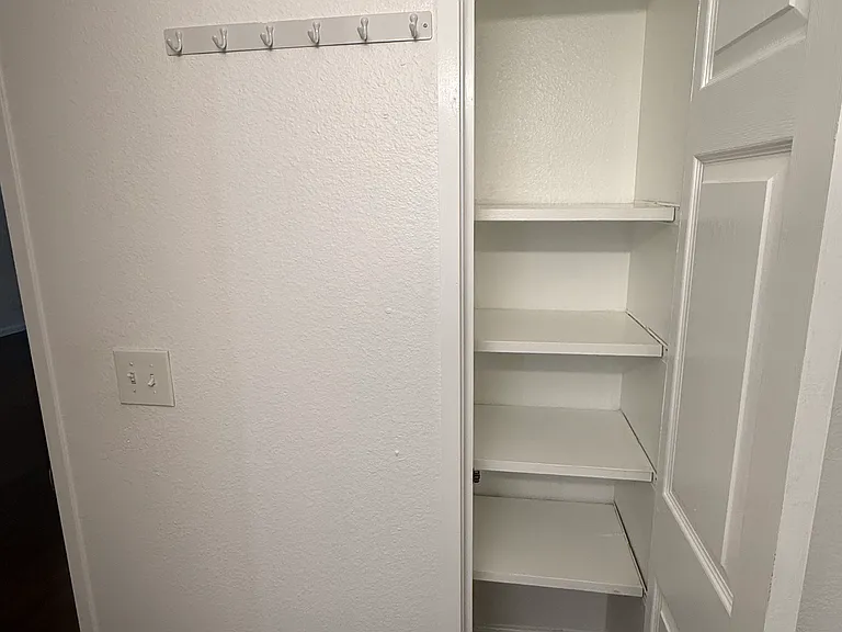 14404 E Colorado Dr #202 — Photo 11