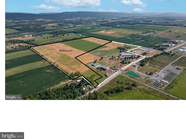 107 Yearicks Blvd, Centre Hall, PA 16828