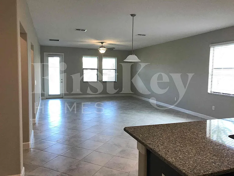 9901 Victory Gallop Loop — Photo 2