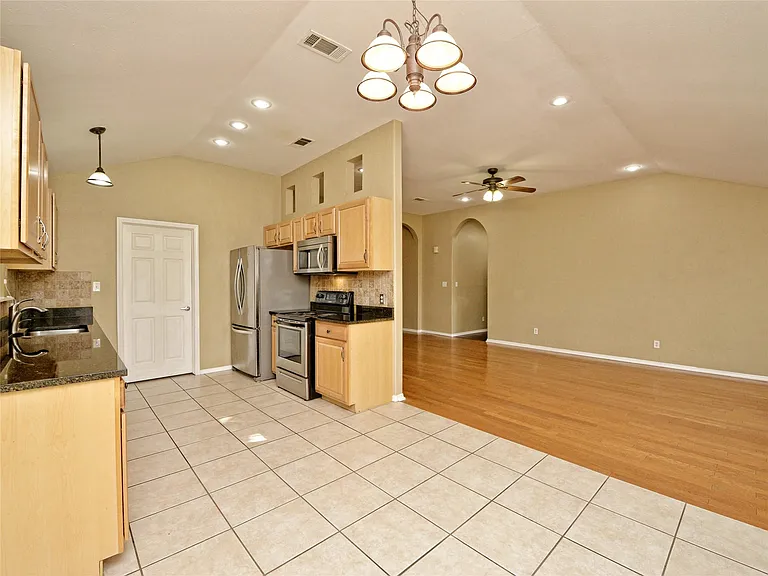 15202 Flamingo Dr — Photo 13