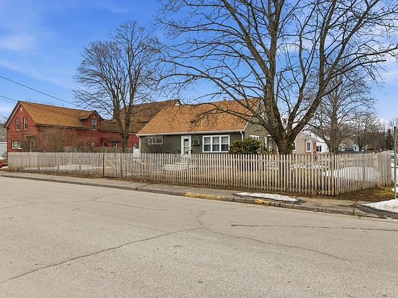 3rd image of 148 Prospect Street