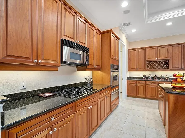1023 Rainbow Ct — Photo 23