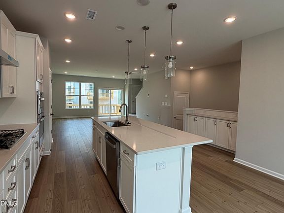 4th image of 10041 Secluded Garden Dr #157