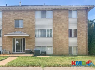 129 Southview Dr, Marion, IA 52302