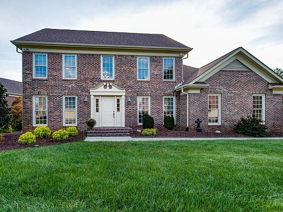 2nd image of 809 Hansmore Pl