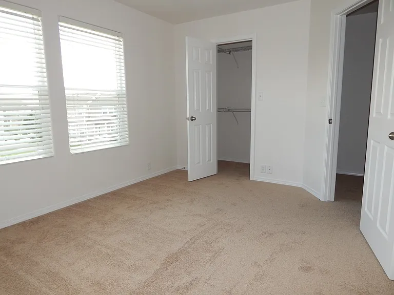 7373 Little Jimmy Grv — Photo 8