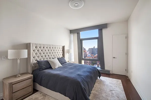 Sold by Stribling | media 16