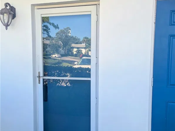 2929 SE Ocean Blvd APT 116-2, Stuart, FL 34996