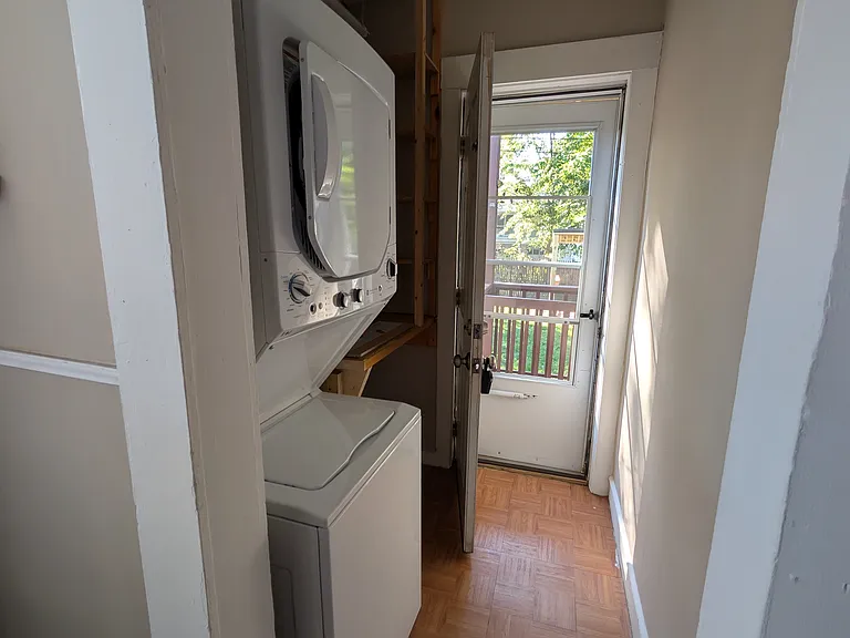 19-21 Clayton St #1 — Photo 8