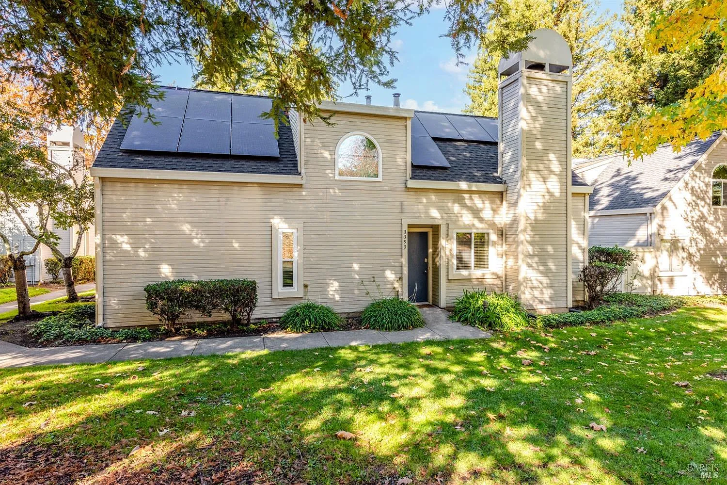 3353 Yulupa Avenue photo 1