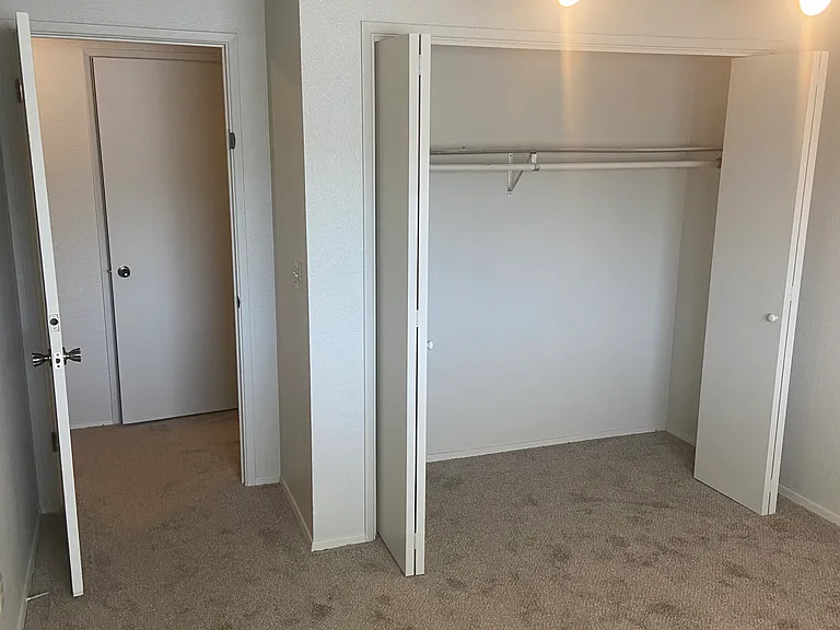 4520 Olympic Blvd #4 — Photo 9