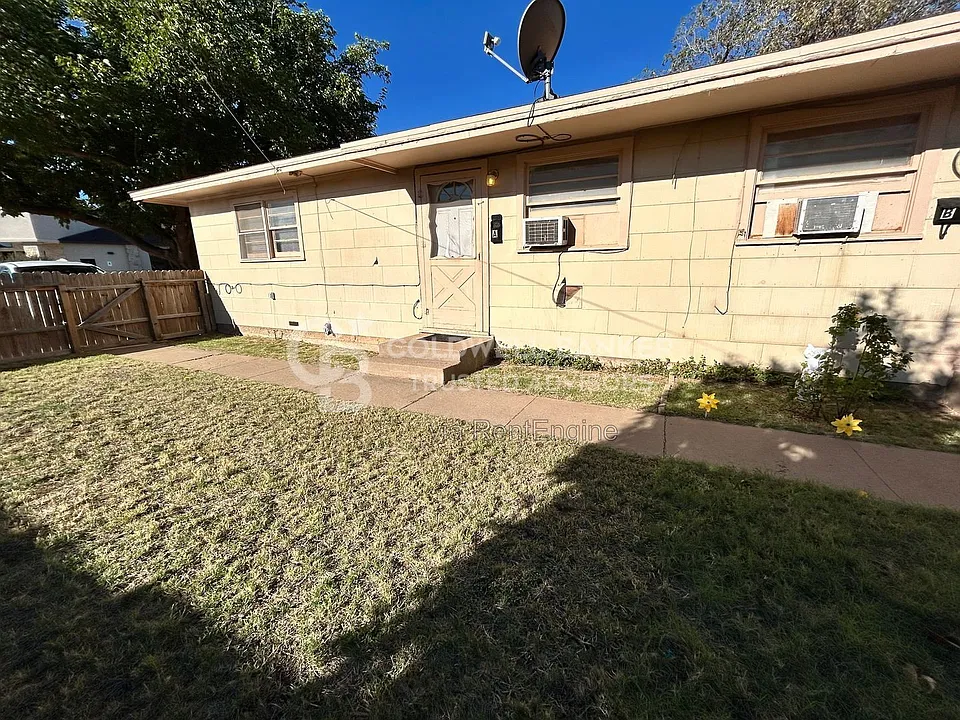 3810 22nd Pl #A