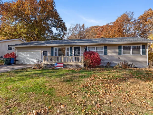 1916 Hammann St, Muscatine, IA 52761