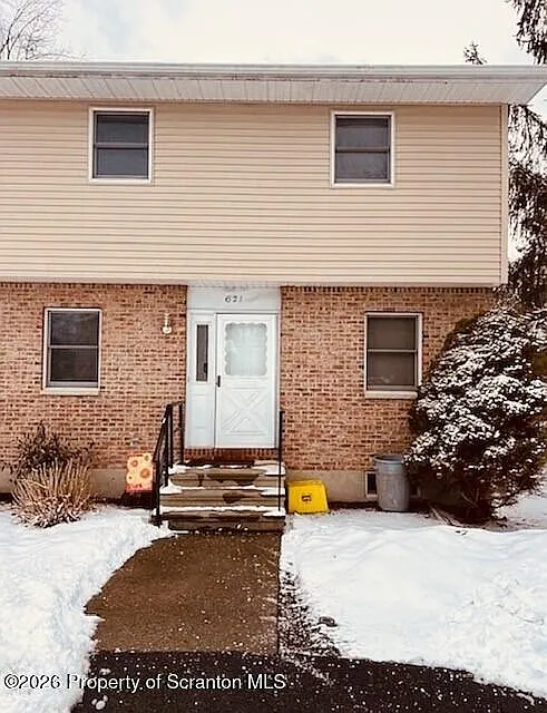 3 bed, 2.5 bath, 1500 sqft, $1,850 — Photo 1