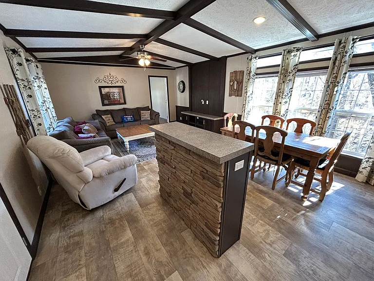 31320 Wildwood Dr — Photo 12