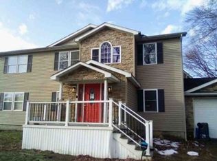 410 Roslyn Ave, Erie, PA 16505