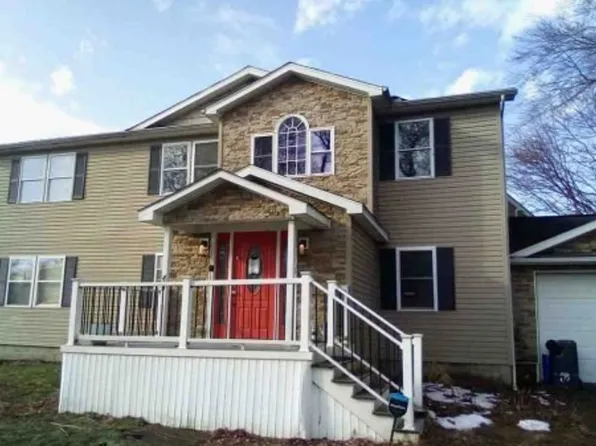 410 Roslyn Ave, Erie, PA 16505