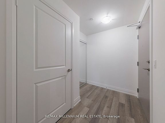 5th image of 3121 Sheppard Ave E