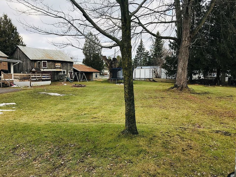 174 South St, Champlain, NY 12919 Zillow