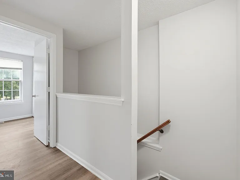 217 Vista Ct — Photo 13