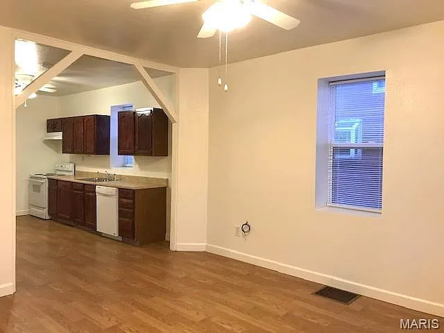 118 W 7th St — Photo 3