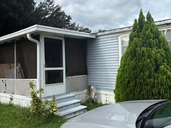 7901 N Greenwood Ave view 13