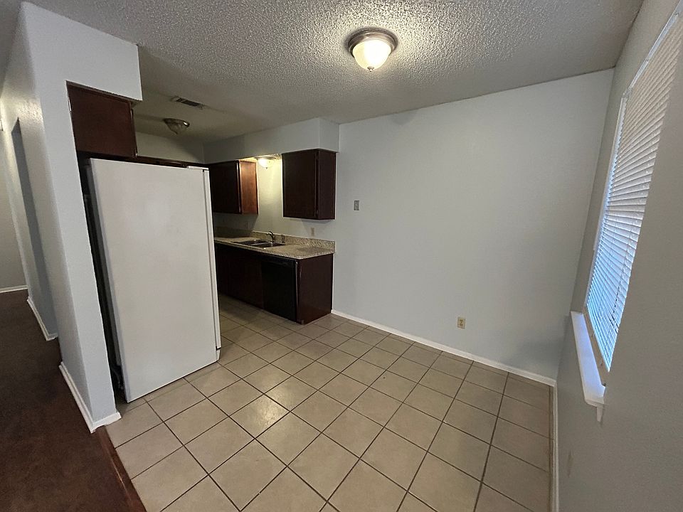 1st image of 7738 Sable Ln