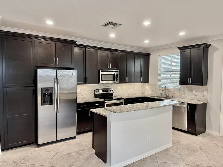 123 N K St #B — Photo 4