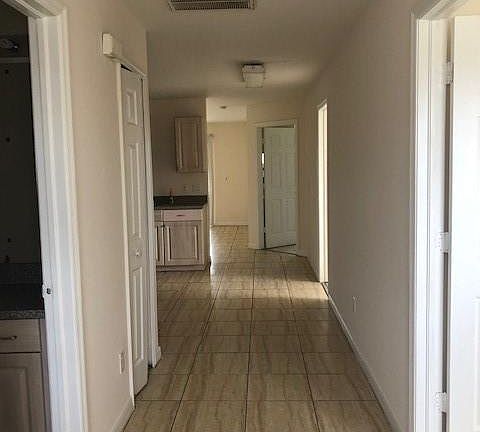3rd image of 1135 Gilbert Ave S