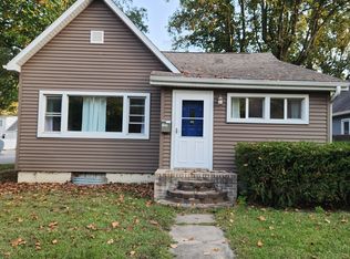 1429 W Edwards St, Springfield, IL 62704