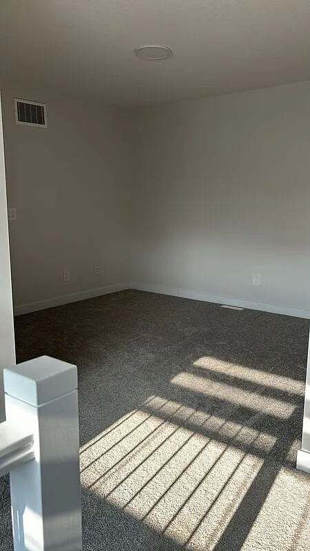 3 bed, 2.5 bath, $2,200 — Photo 3
