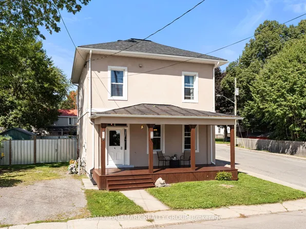 404 Henry St W, Prescott, ON K0E 1T0