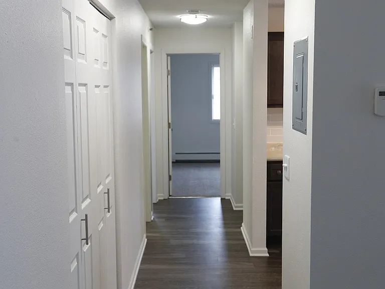 The Woodlands of Minnetonka Apartments — Photo 36